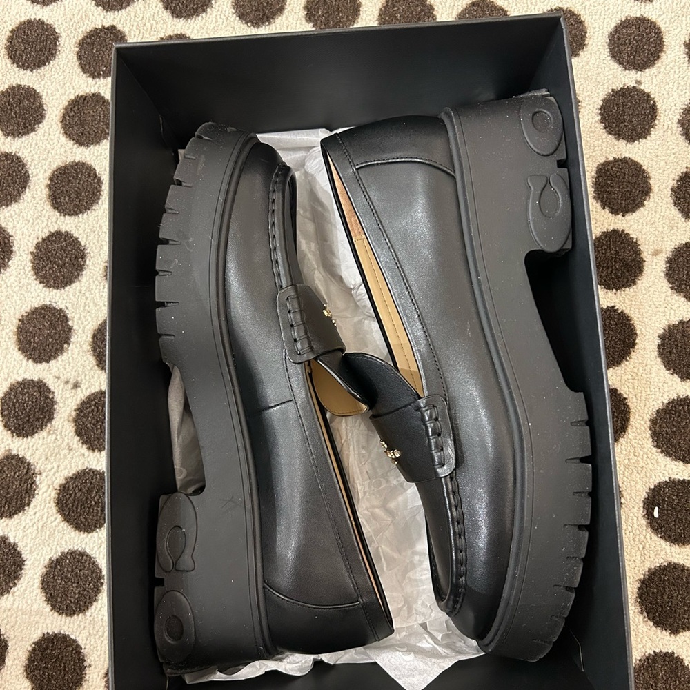 Women’s Black Loafers